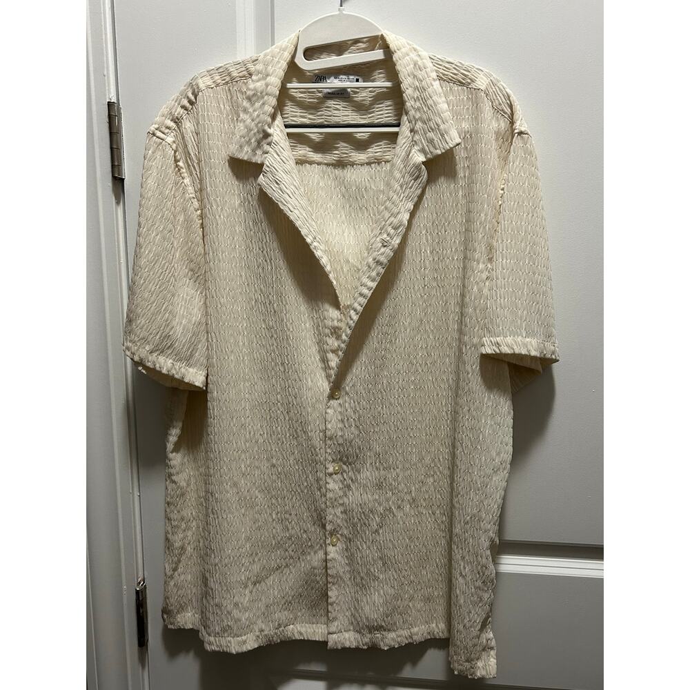 Zara No-Wrinkle Men’s Dress Button Down Shirt Sz XL - Cream-Beige